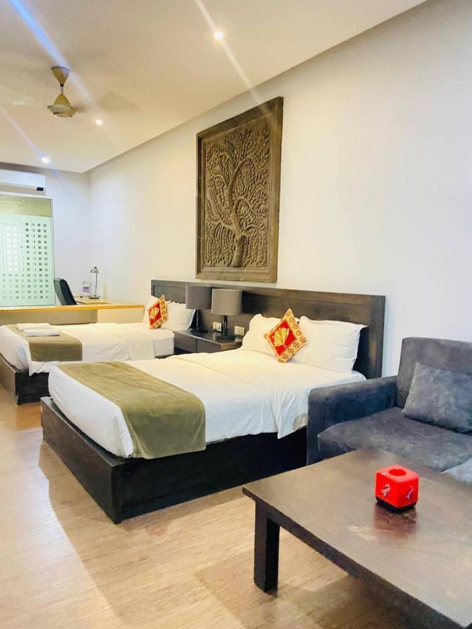 Blue Crystal Boutique Hotel Phnom Pen Exterior foto